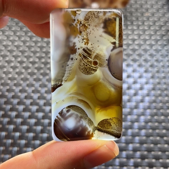 未镶嵌颈饰玛瑙/玉髓E****g