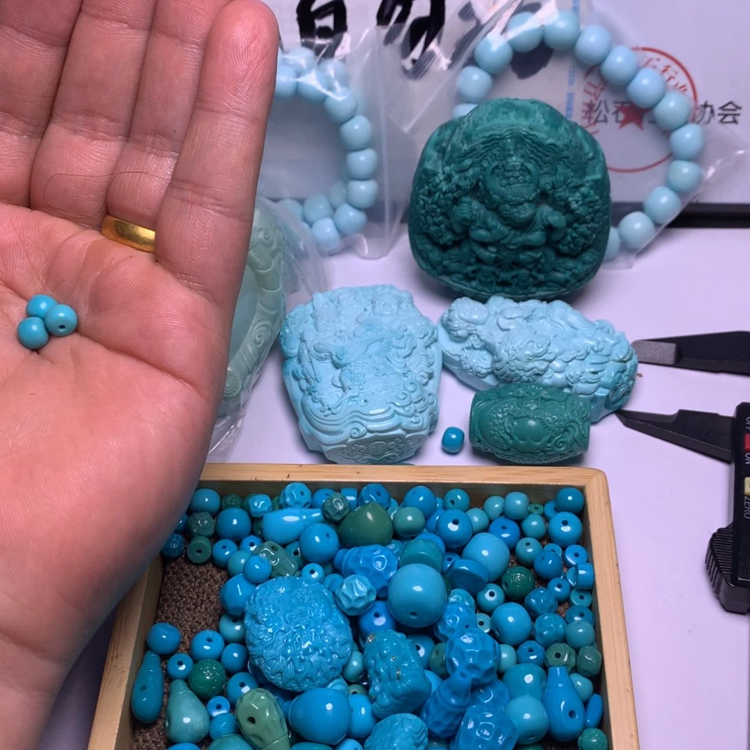 绿松石珠宝奇石未镶嵌M***?