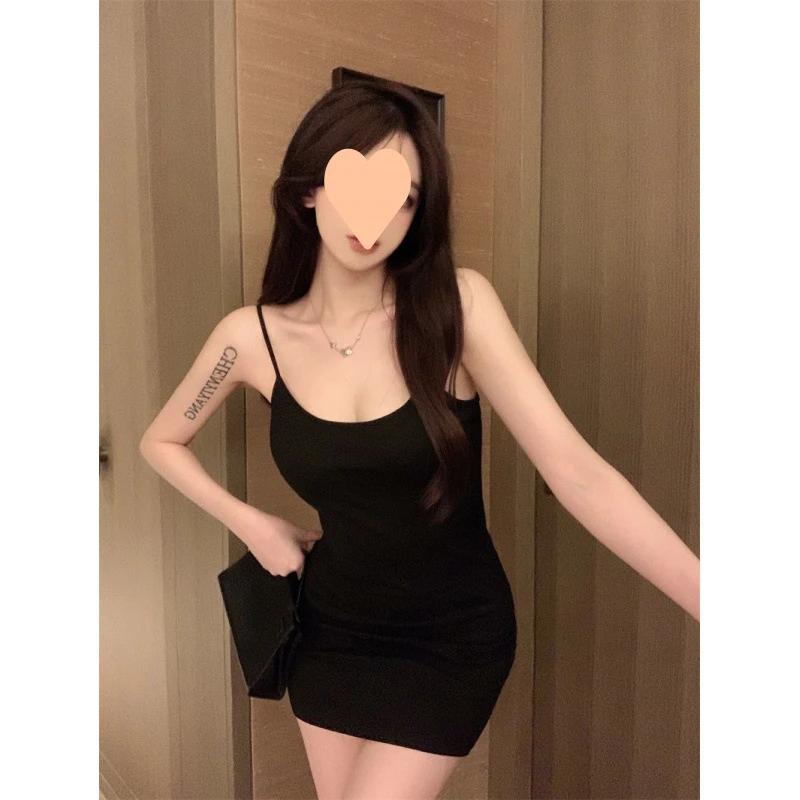 吊带裙短款包臀修身黑色时尚吊带辣妹性感薄款夏天休闲睡裙睡衣女