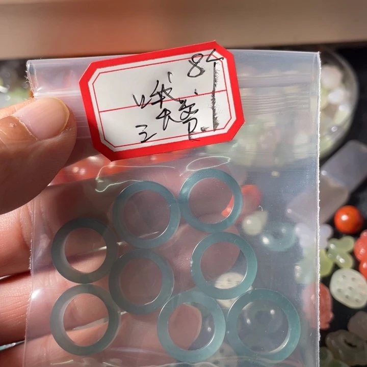 颈饰未镶嵌翡翠哦***爷翡翠小跑环