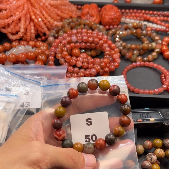 南红玛瑙未镶嵌多样性发货默认微瑕11mm