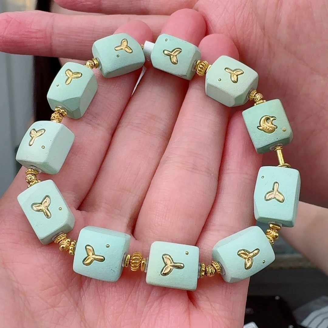 18K金镶嵌绿松石珠宝奇石