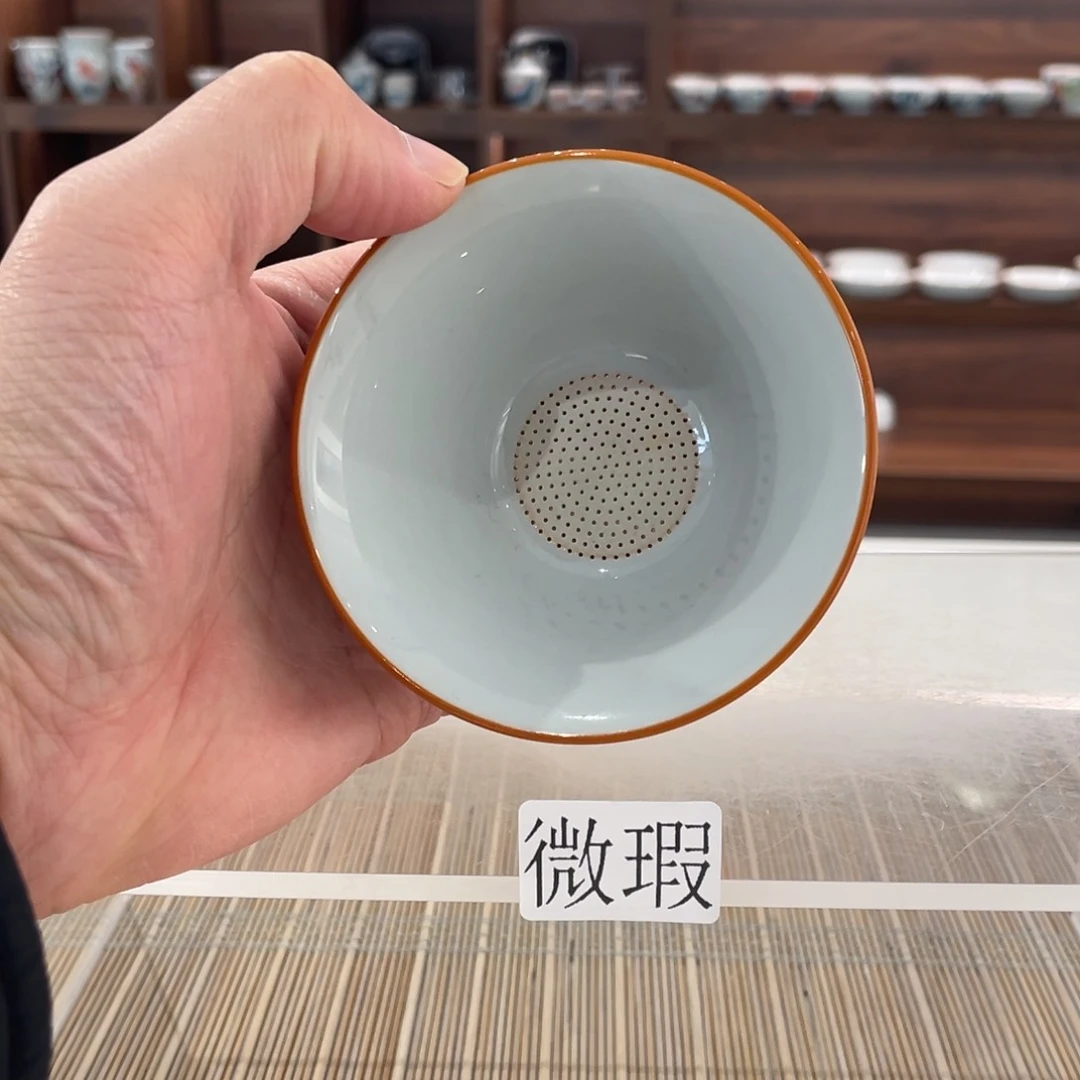 釉下手绘茶具微瑕