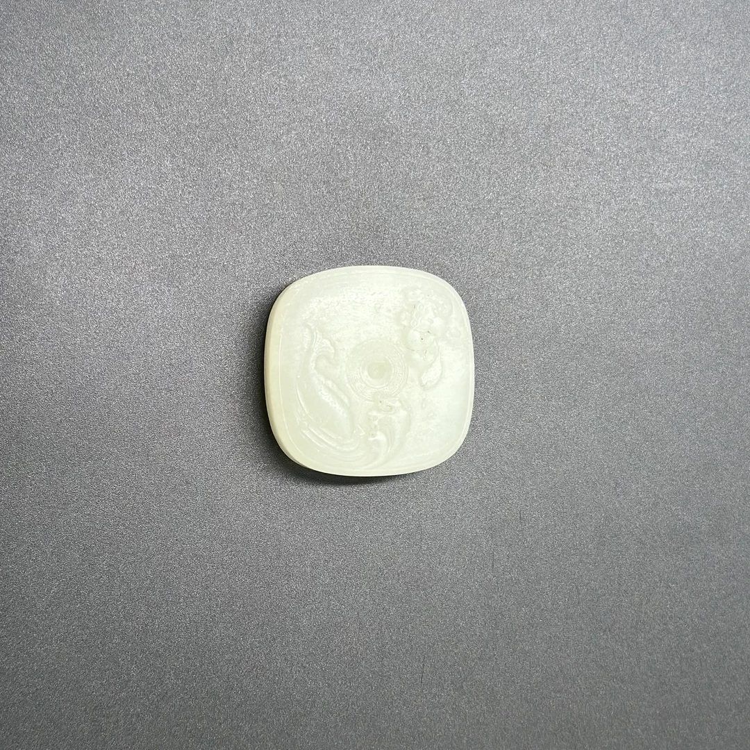 20世纪鲤鱼戏荷玉吊坠【华夏藏古】0518096