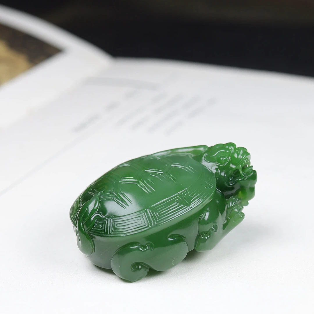 122657和田玉碧玉龙龟挂件