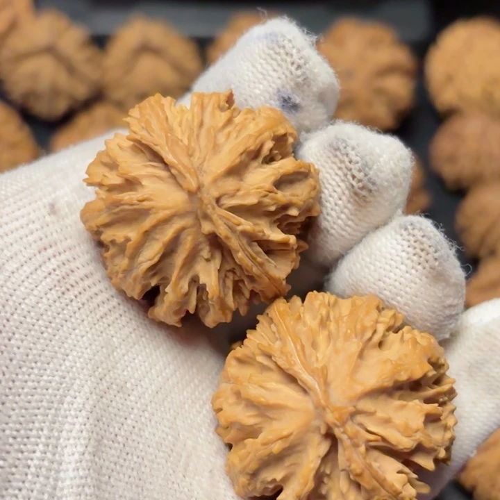 文玩核桃吊坠秦岭灯笼6