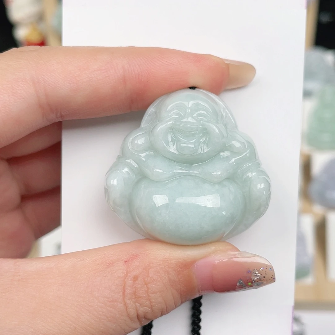 翡翠未镶嵌颈饰佛公