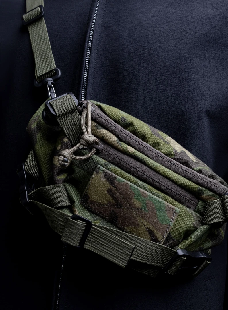 战术迷彩户外背包战术通勤背包腰包挎包