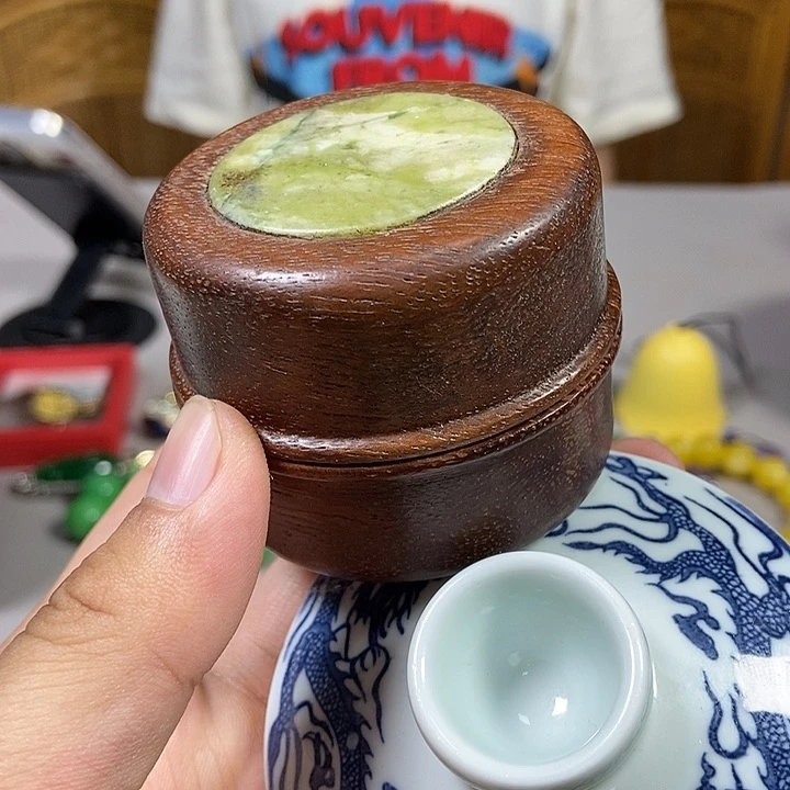 瓷片不过哈哈哈哈哈哈哈