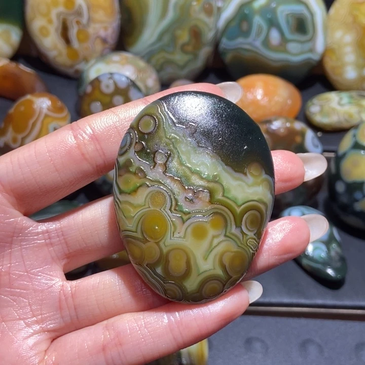 【闪购商品】未镶嵌玛瑙/玉髓珠宝奇石e e