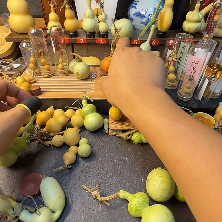 呜***提葫芦一枚绕指柔葫芦