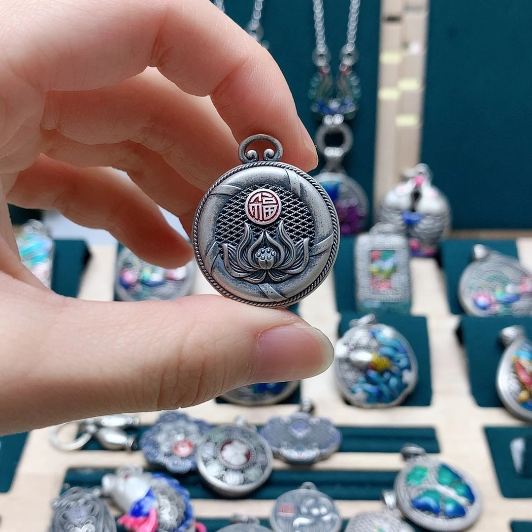 足银玻璃足银吊坠