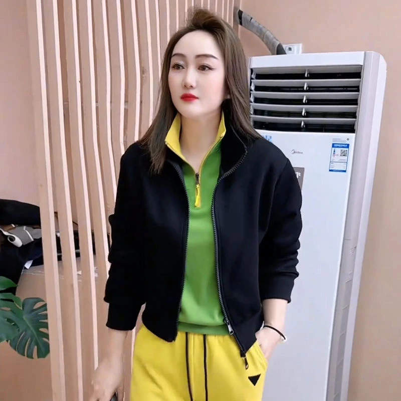 早春新款时尚潮流休闲百搭显瘦立领棒球服短外套女纯色开衫上衣