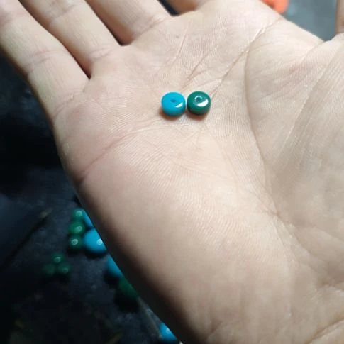 佳***️石英石非金属天空蓝药片卡7的10片