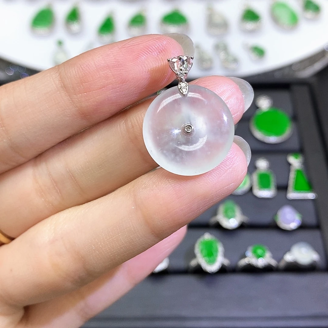 翡翠18K金镶嵌吊坠(不含链)