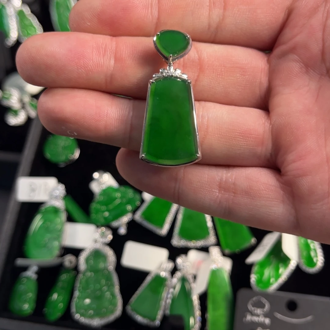 S***翡翠银S925镶嵌戒指翡翠吊坠