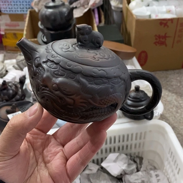 陶瓷艺术品及陶瓷壶