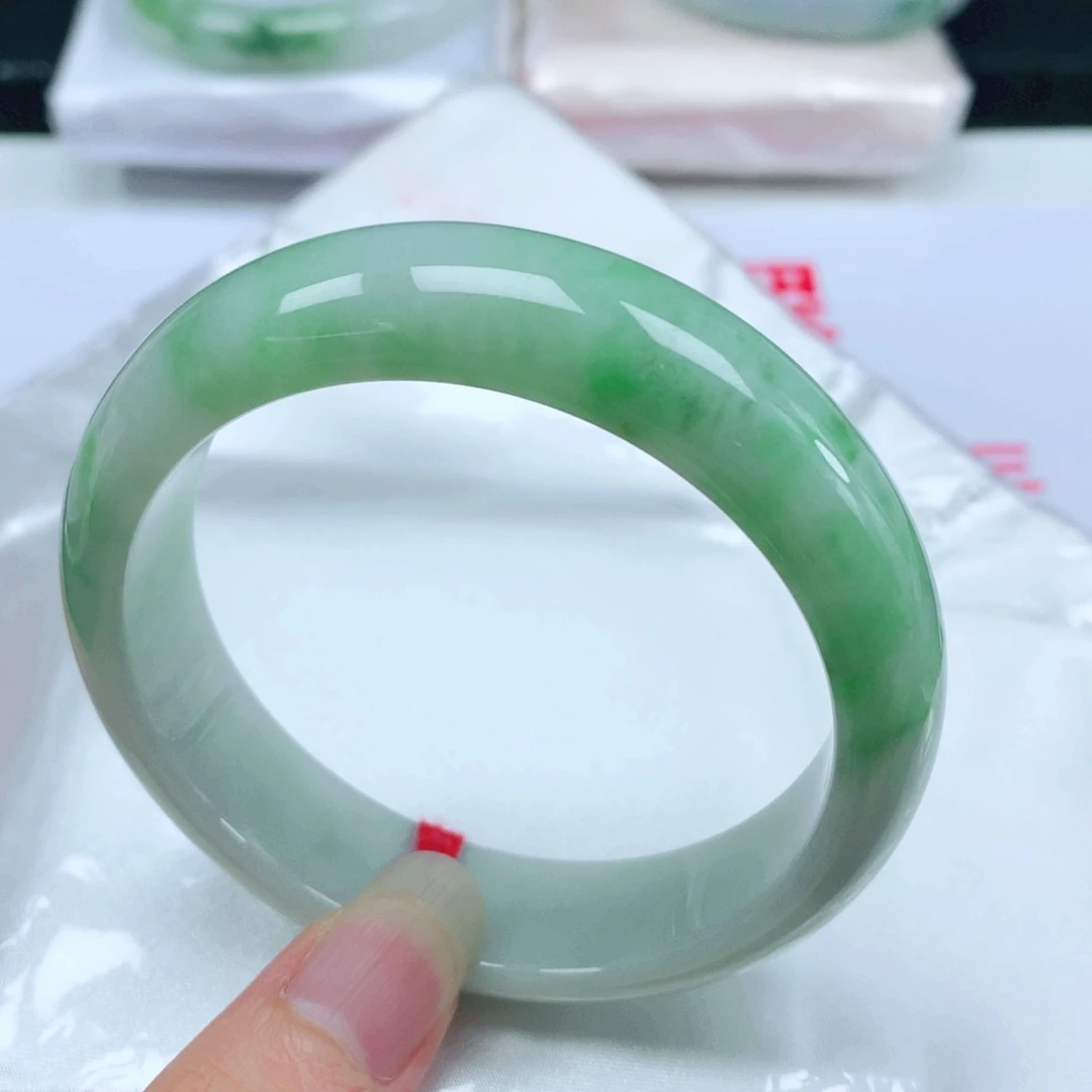 未镶嵌手镯翡翠  编号52 正圈57.7