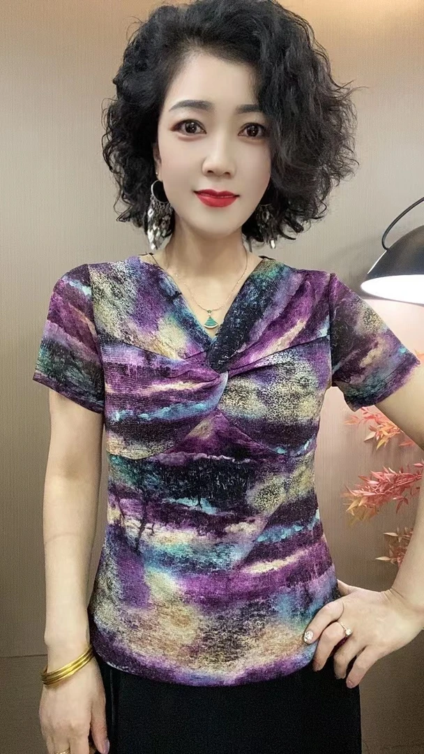 2025早春新款短袖V领气质印染洋气时尚女士上衣打底衫#2556