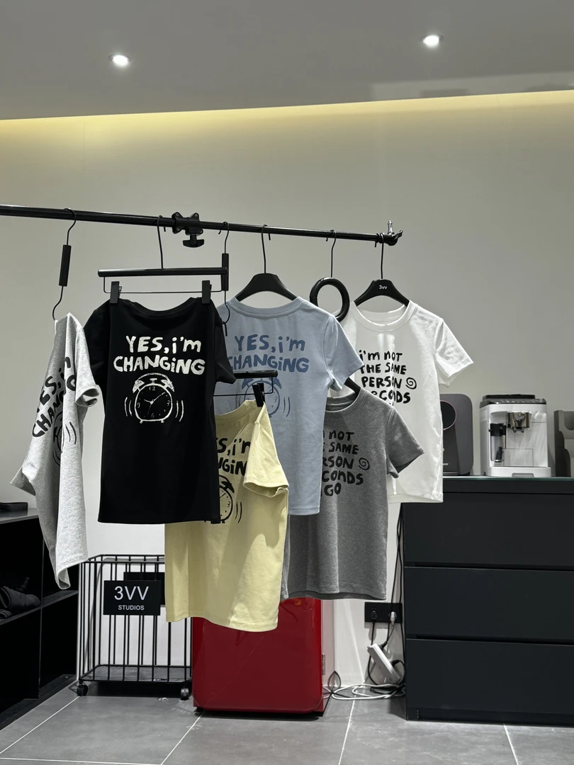 深圳南油【3VV-1020】夏季闹钟双面字母印花短袖T恤休闲百搭设计