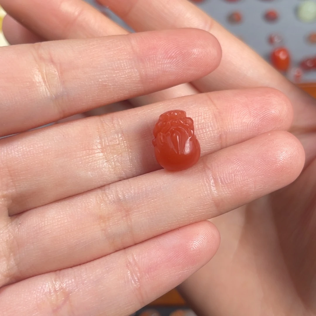南红玛瑙小貔貅未镶嵌