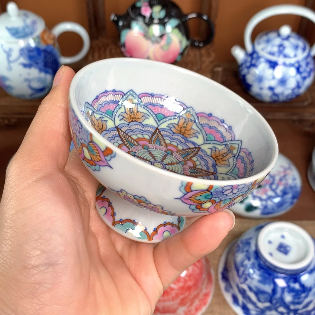 青花斗彩敦煌宝相花