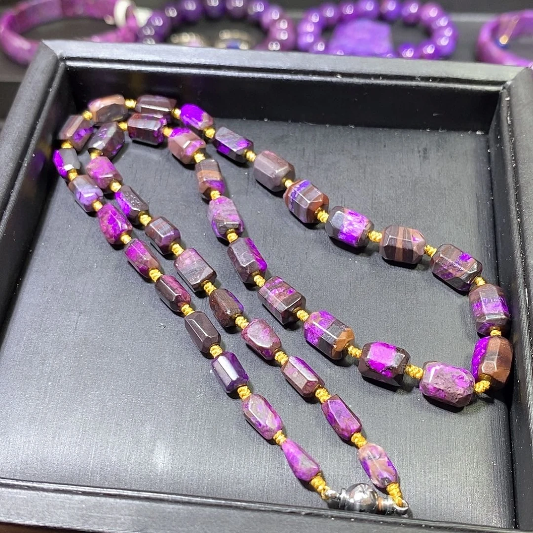 苏纪石（舒俱来）未镶嵌南非舒俱来桃红丝绒钻切项链