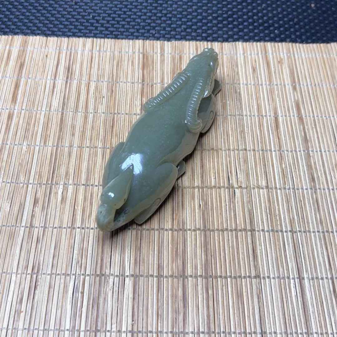 未镶嵌和田玉把件