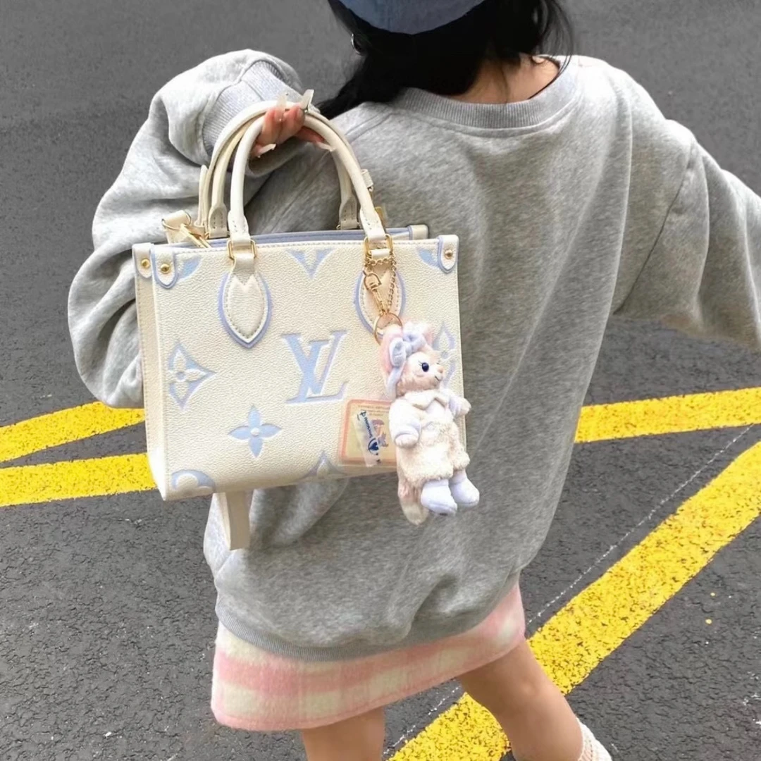 未使用 LouisVuitton/路易威登 【好物榜单】玉桂狗蓝白onthego