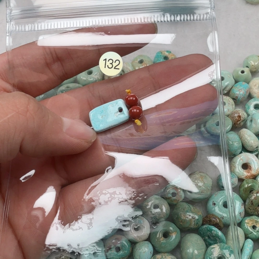 南红玛瑙未镶嵌珠宝奇石