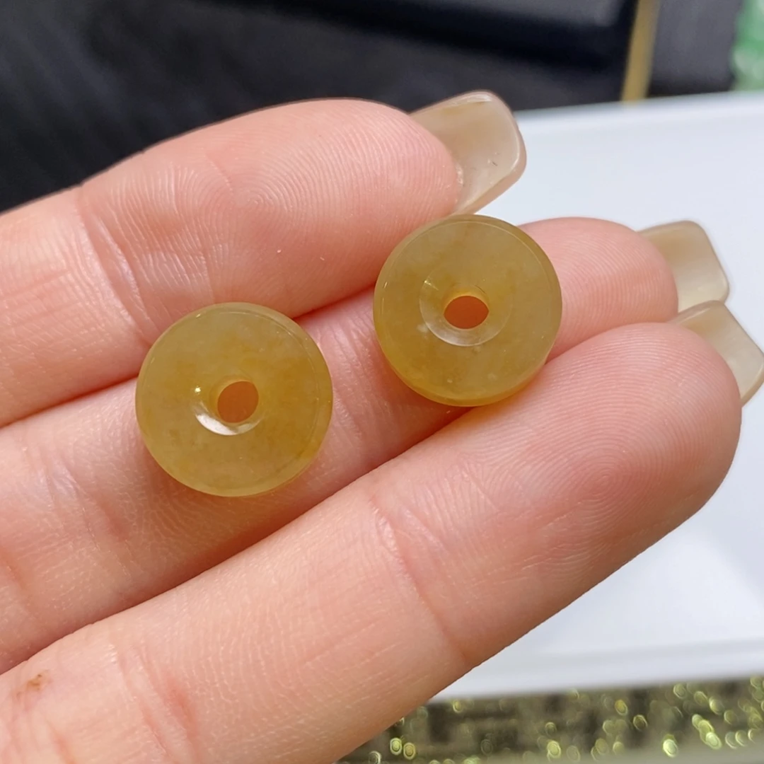 翡翠未镶嵌耳饰黄翡路路通