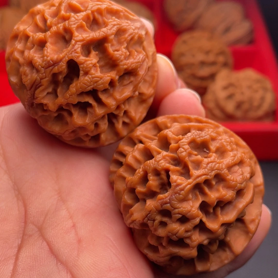 文玩核桃把件秦岭山脉