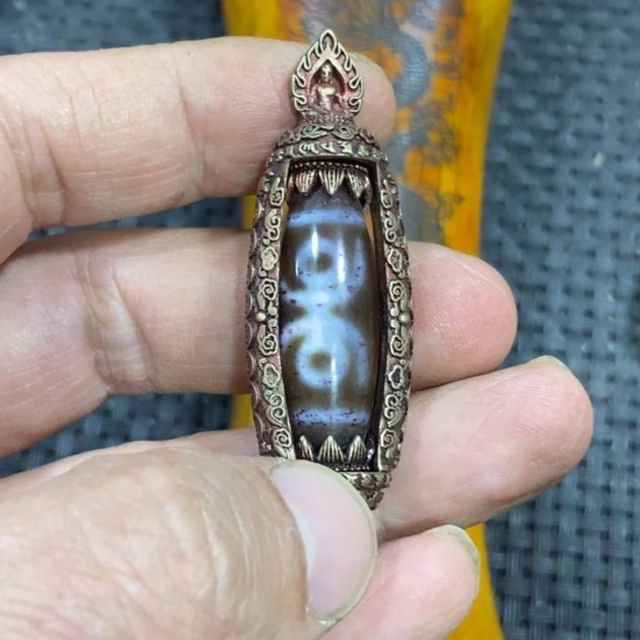 滴血莲花菩提吊坠
