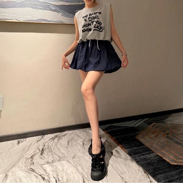 榴莲同款时尚休闲超宽松系带短裙