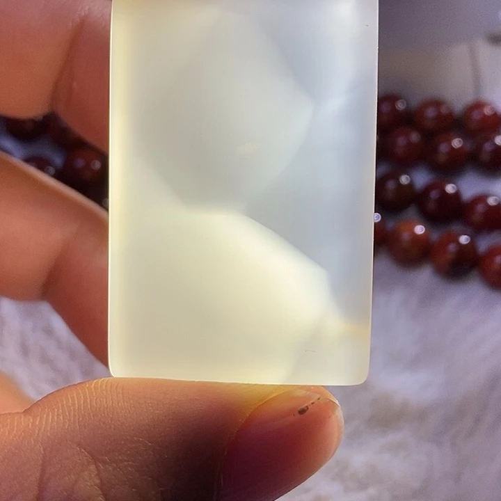 玛瑙/玉髓颈饰未镶嵌聚*