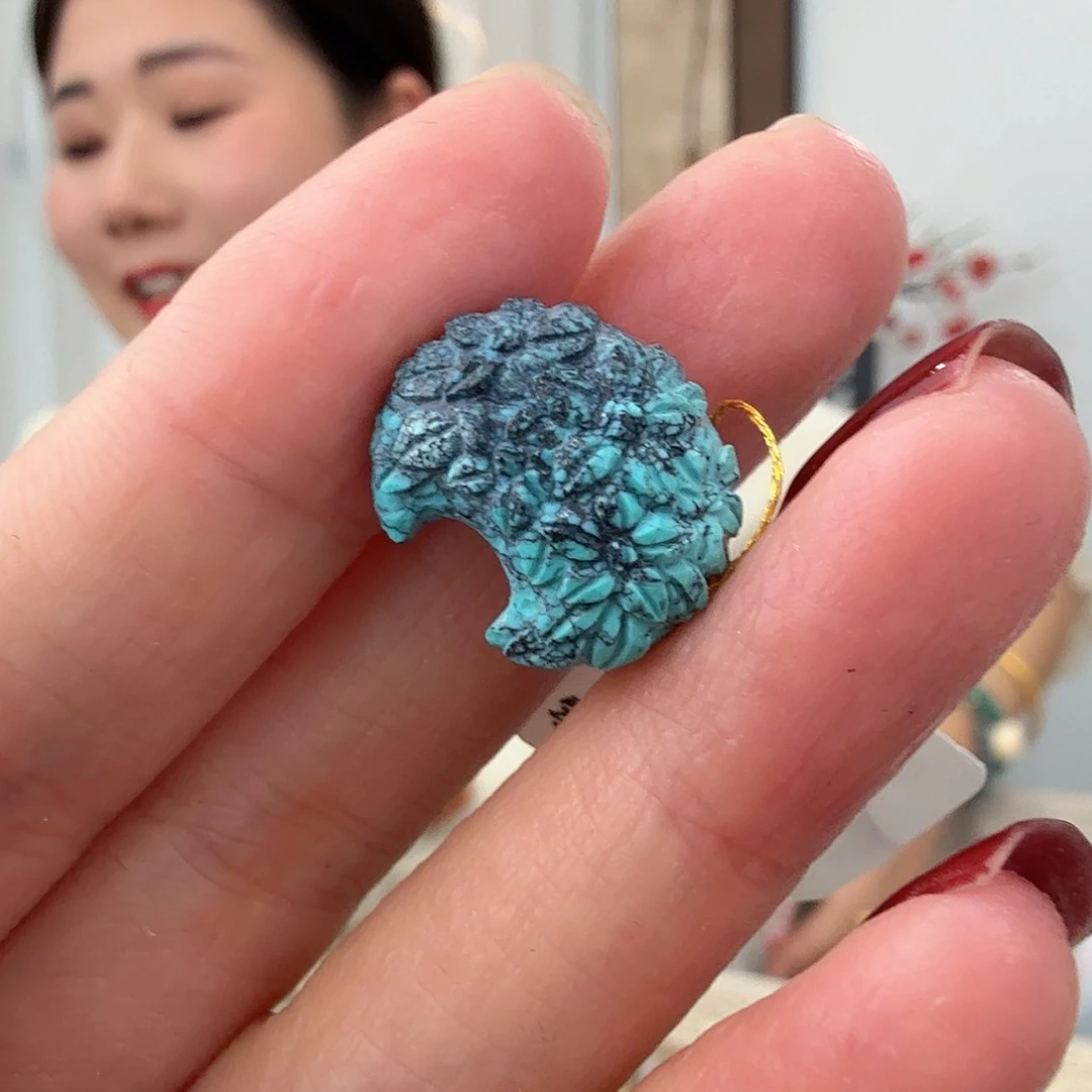 绿松石未镶嵌珠宝奇石