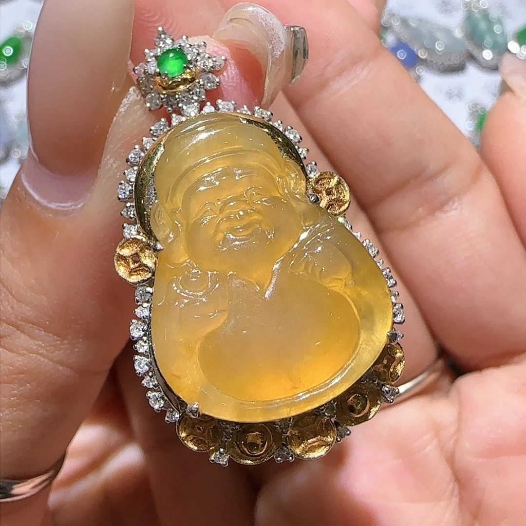 【闪购商品】颈饰18K金镶嵌翡翠天然