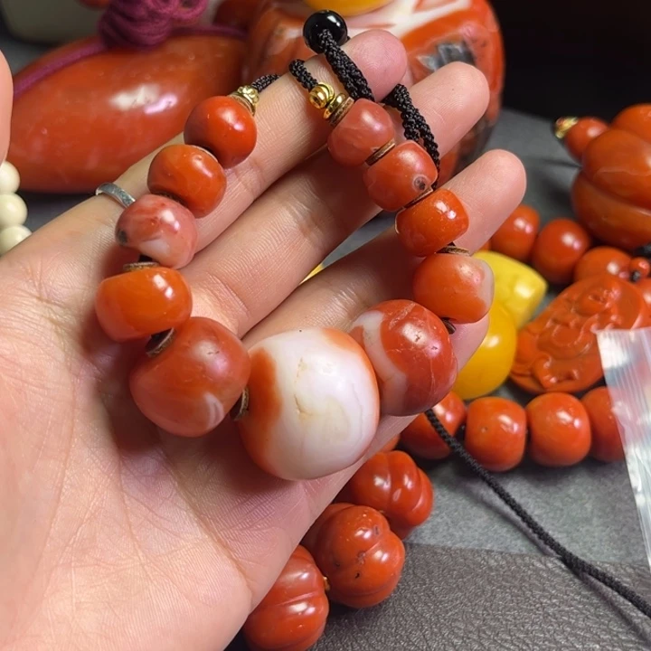 颈饰琉璃用****2琉璃……………..