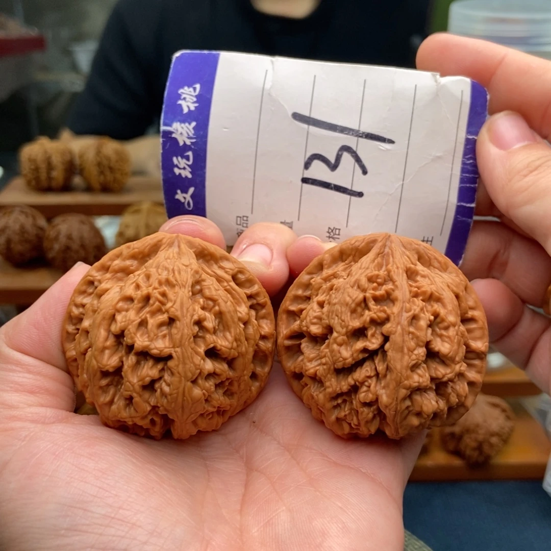 文玩核桃把件48粗筋