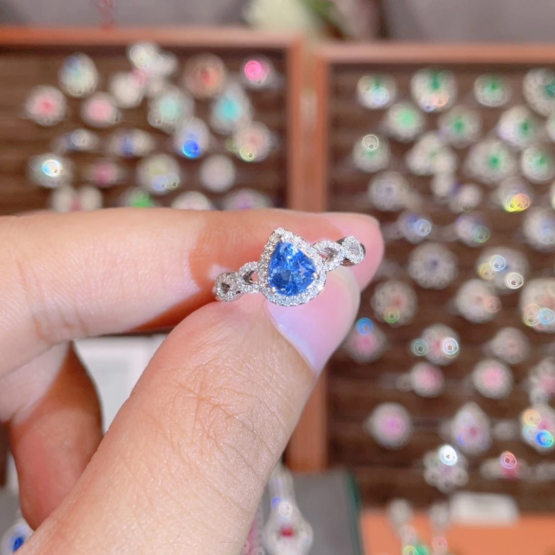 蓝宝石18K金镶嵌戒指1.03ct