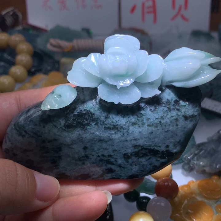 翡翠颈饰未镶嵌保真天然A货翡翠