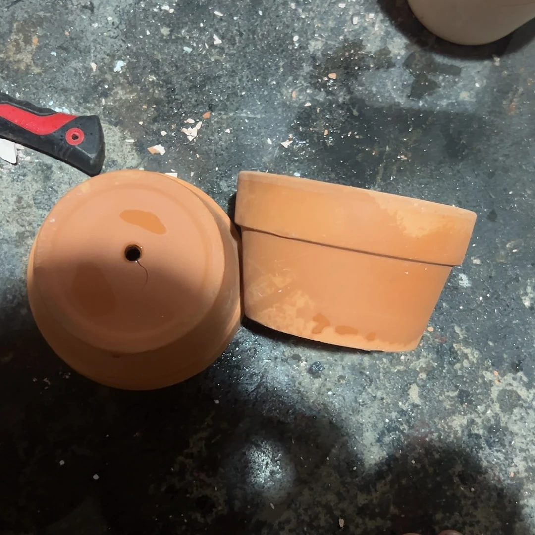 矮盆15口9高2个裂底