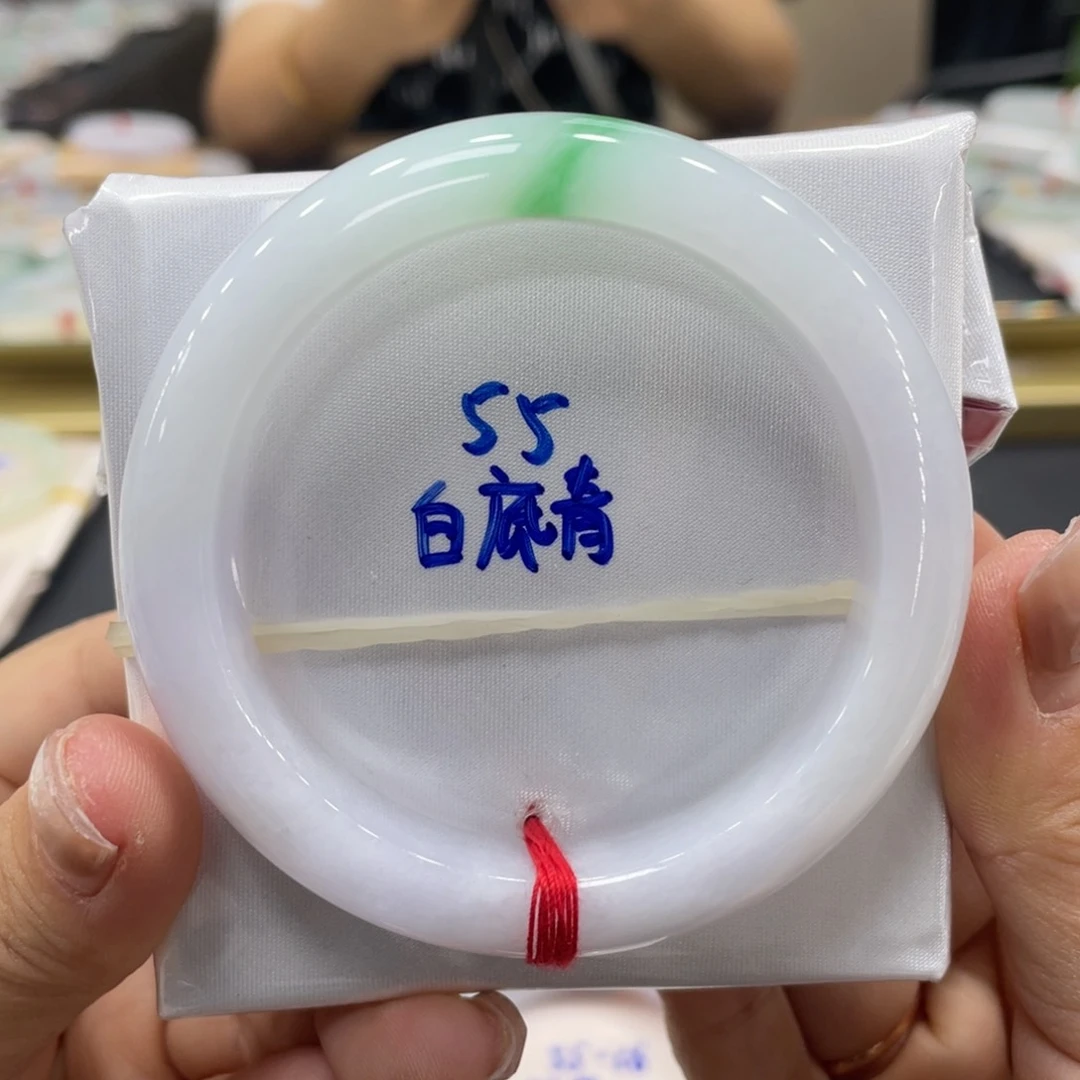 未镶嵌手镯翡翠翡翠