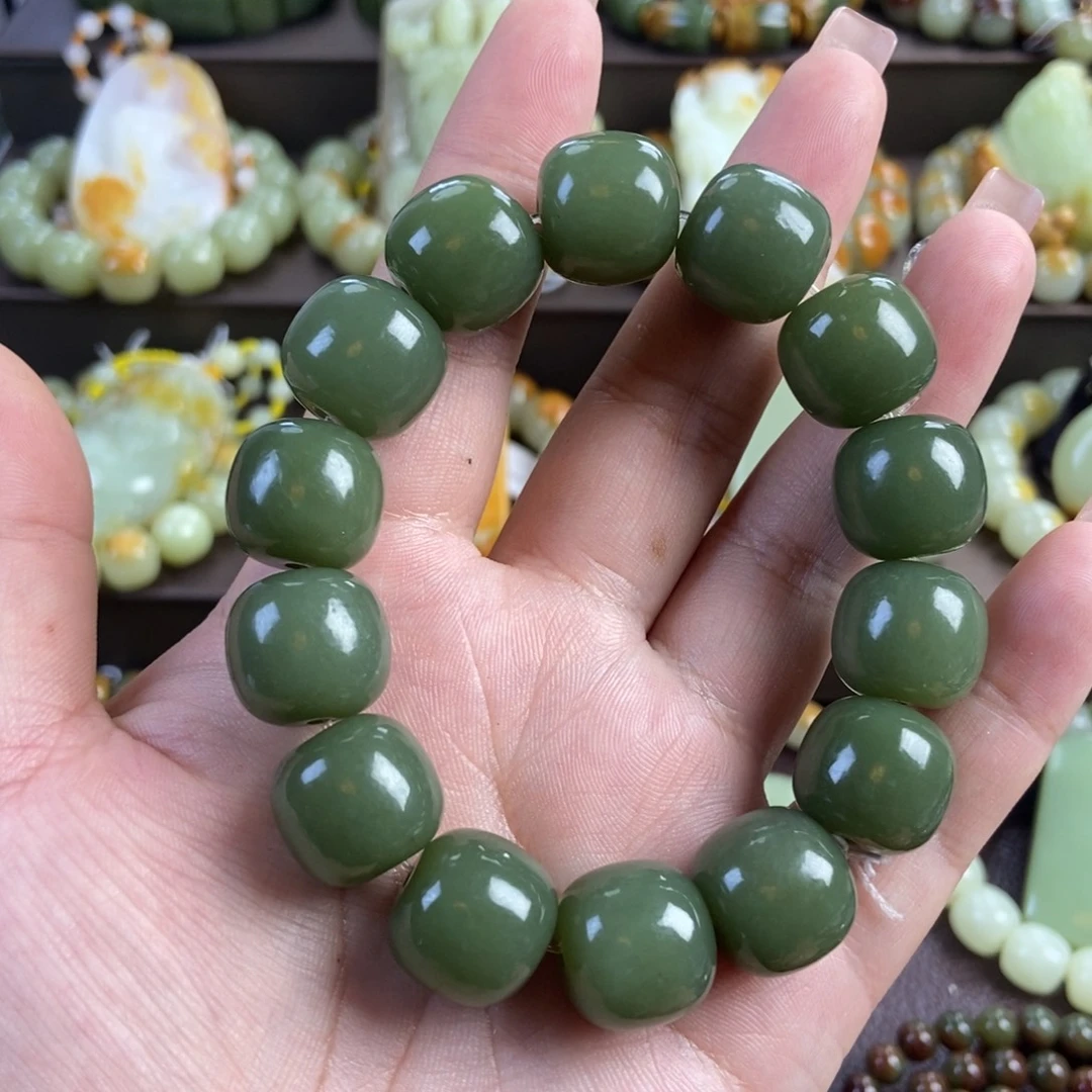 自***光透闪石质玉未镶嵌手串