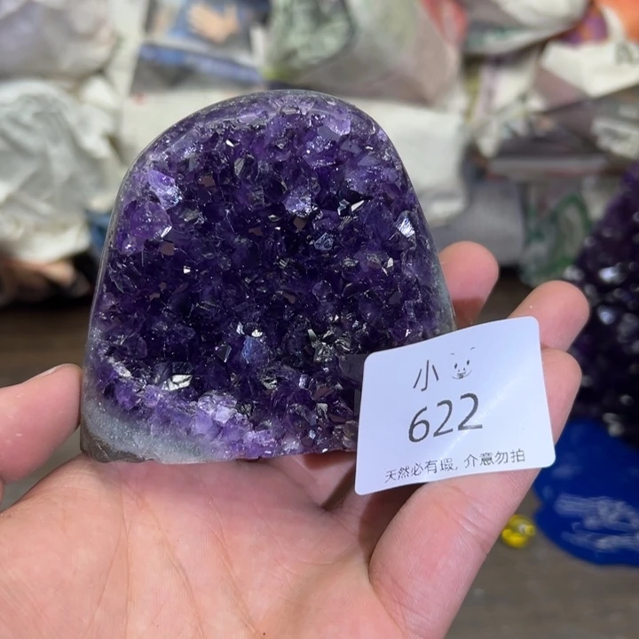 未镶嵌水晶大型摆件（非配饰）