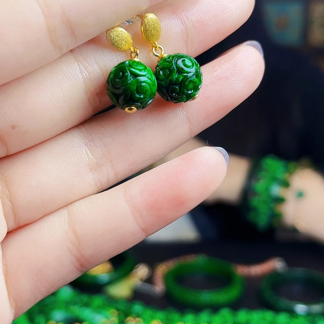 颈饰银S925镶嵌翡翠多样性