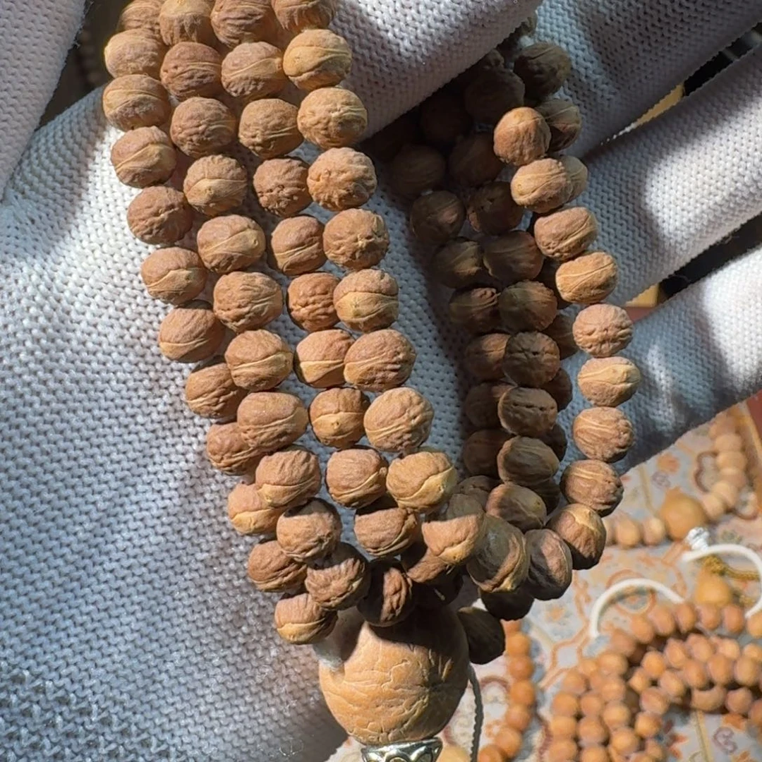 沽***卿吊坠凤眼菩提酸枣核凤眼菩提