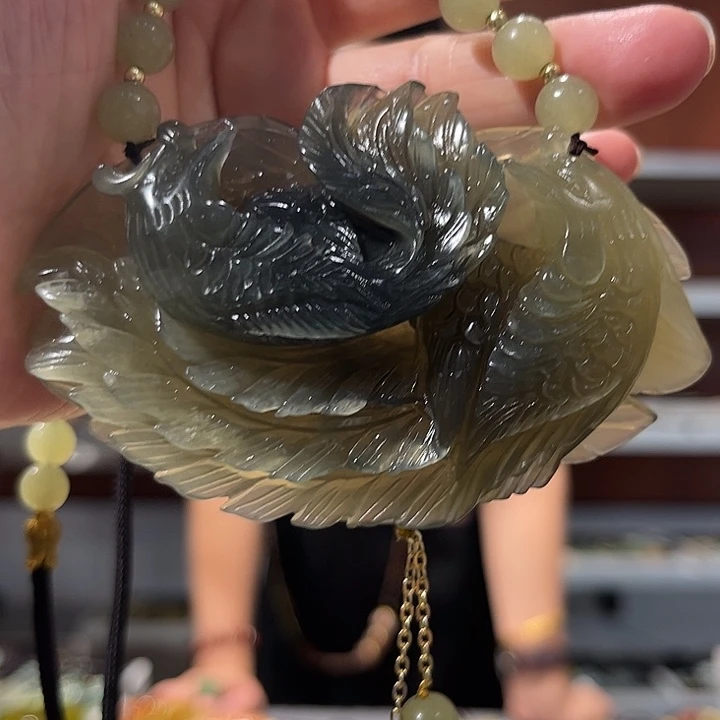 岫玉未镶嵌毛衣链