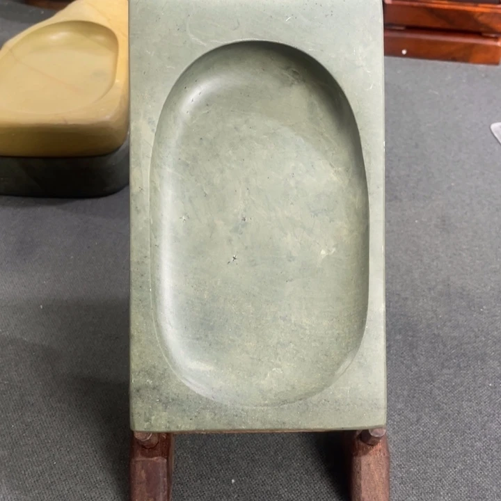 广东肇庆原石端砚