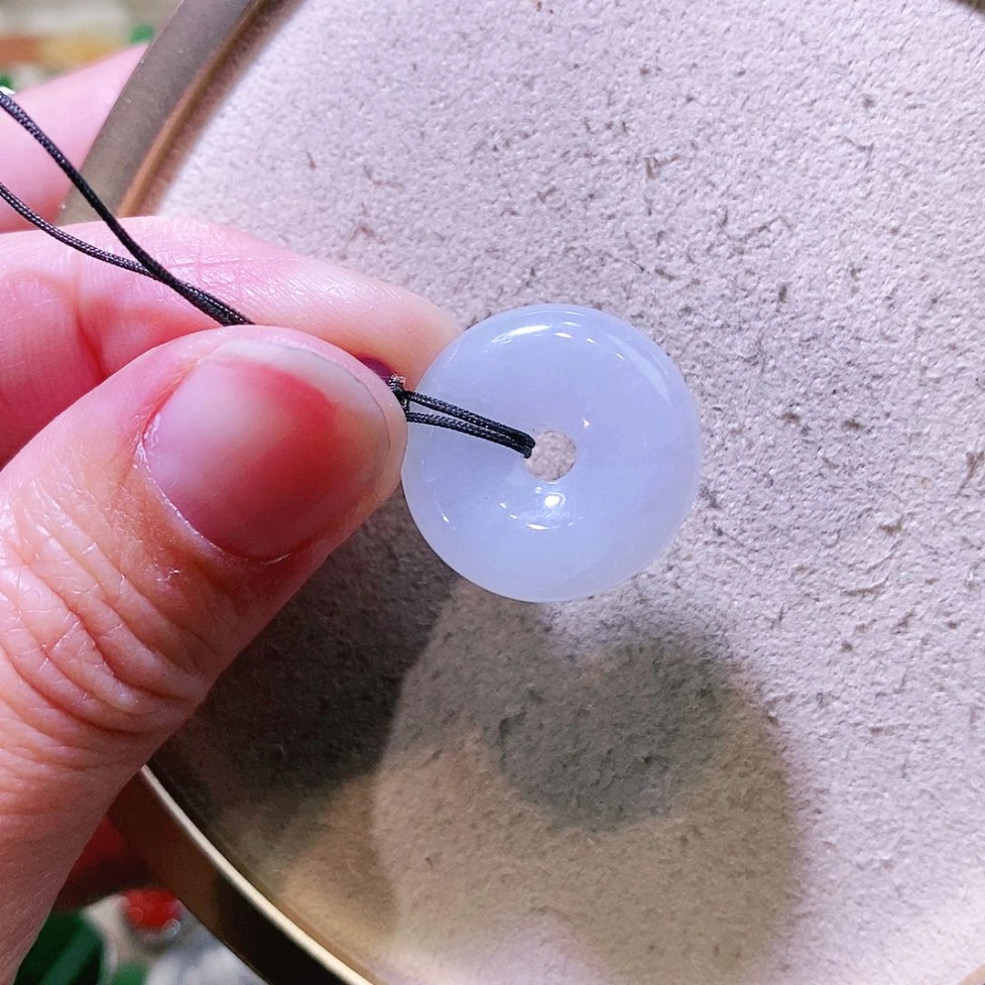 【闪购商品】翡翠挂件未镶嵌裸石